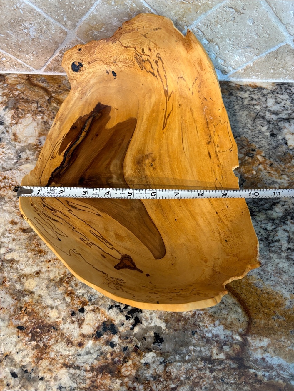 Sweet Gum Wood Serving Bowl with Rough Edges- Signed D. Callahan - Picture 16 of 16